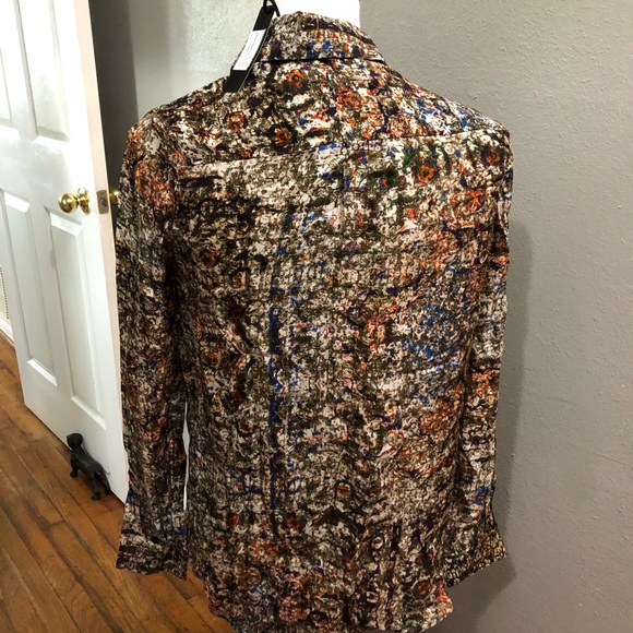 Top - Picture 2 of 3